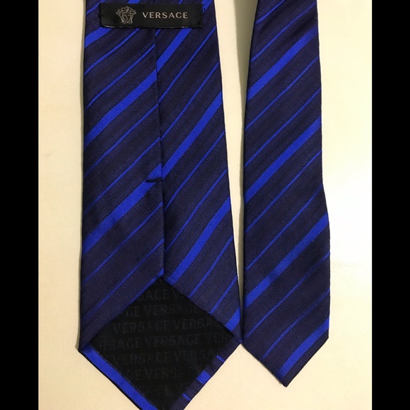 Authentic Versace Tie - Picture 2 of 2